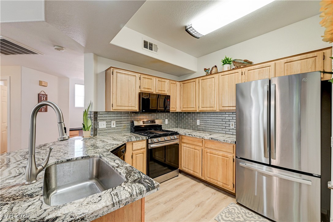 5855 Valley Drive 2060