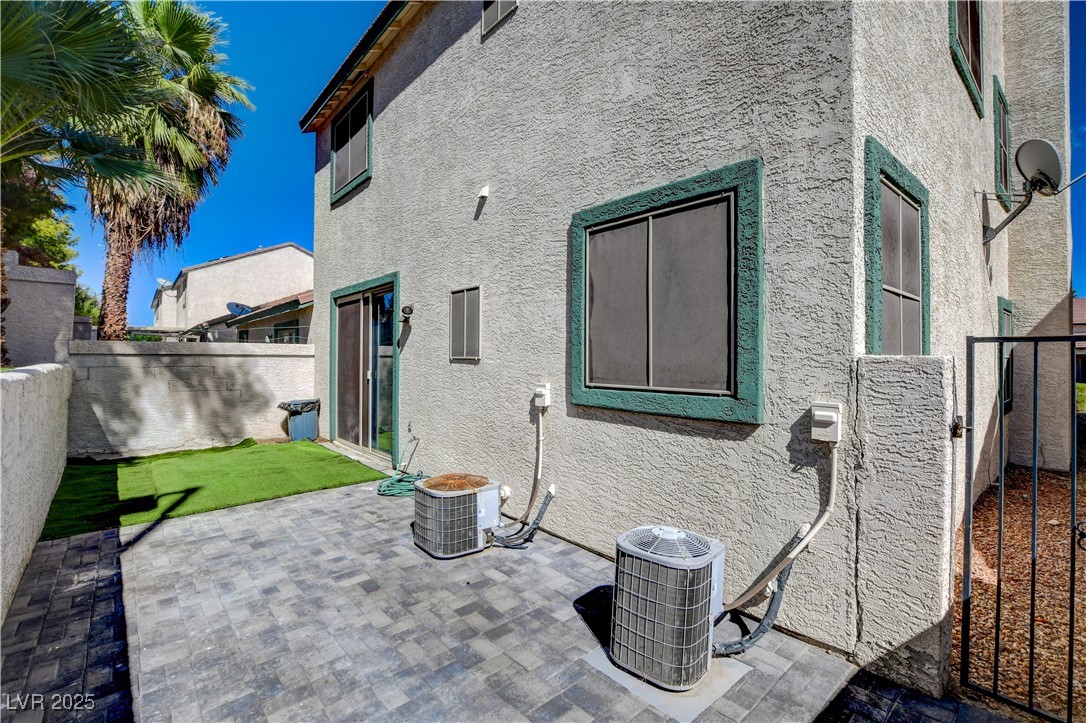 4041 Radbourne Avenue