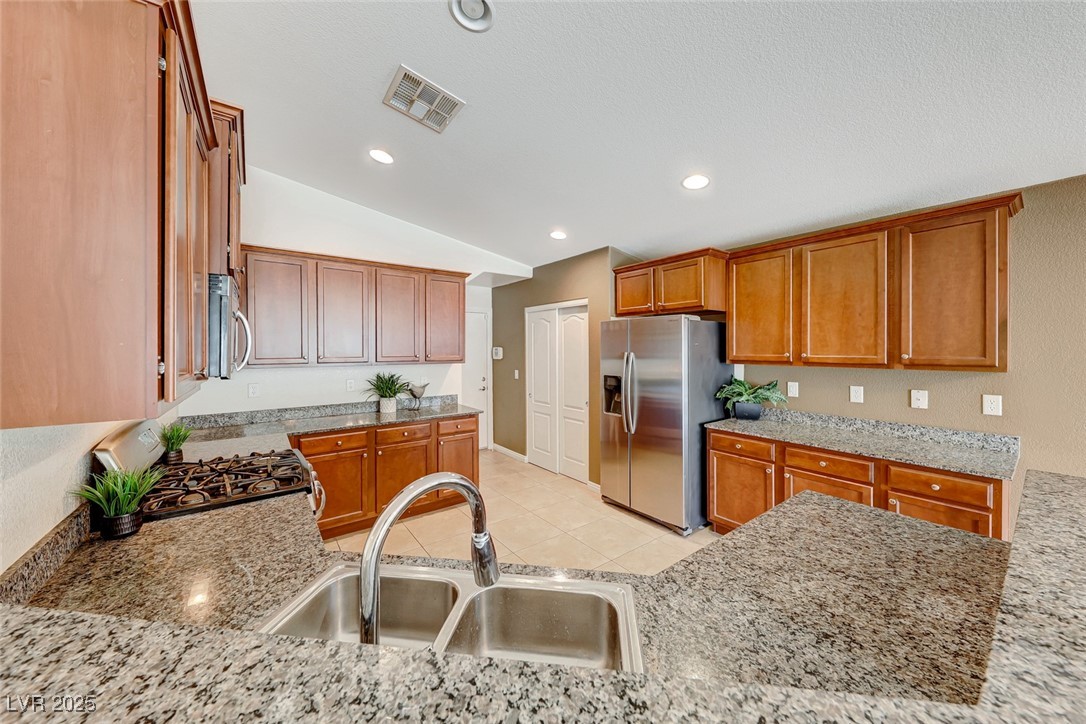 6028 Stern Cove Court