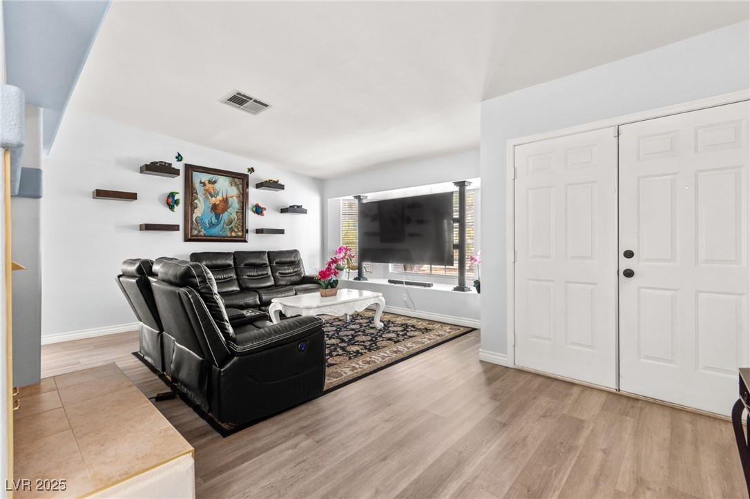 1420 Indian Hedge Drive