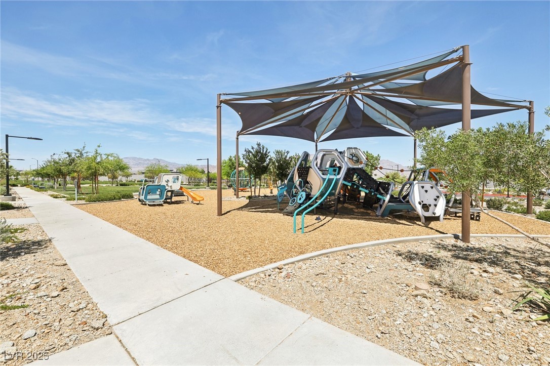 9714 Harper Edge Street