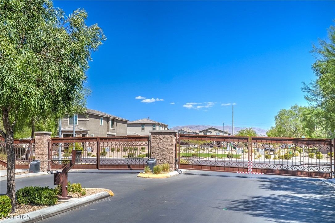 4126 Enchanting Sky Avenue