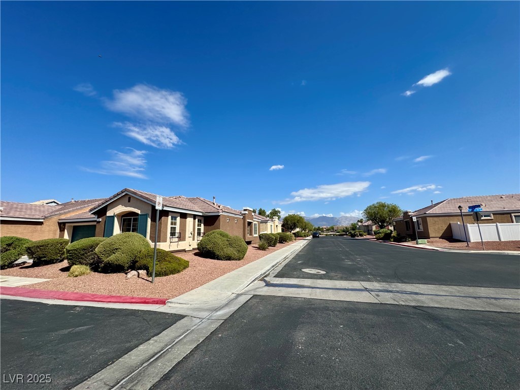 5049 Bayberry Crest Street