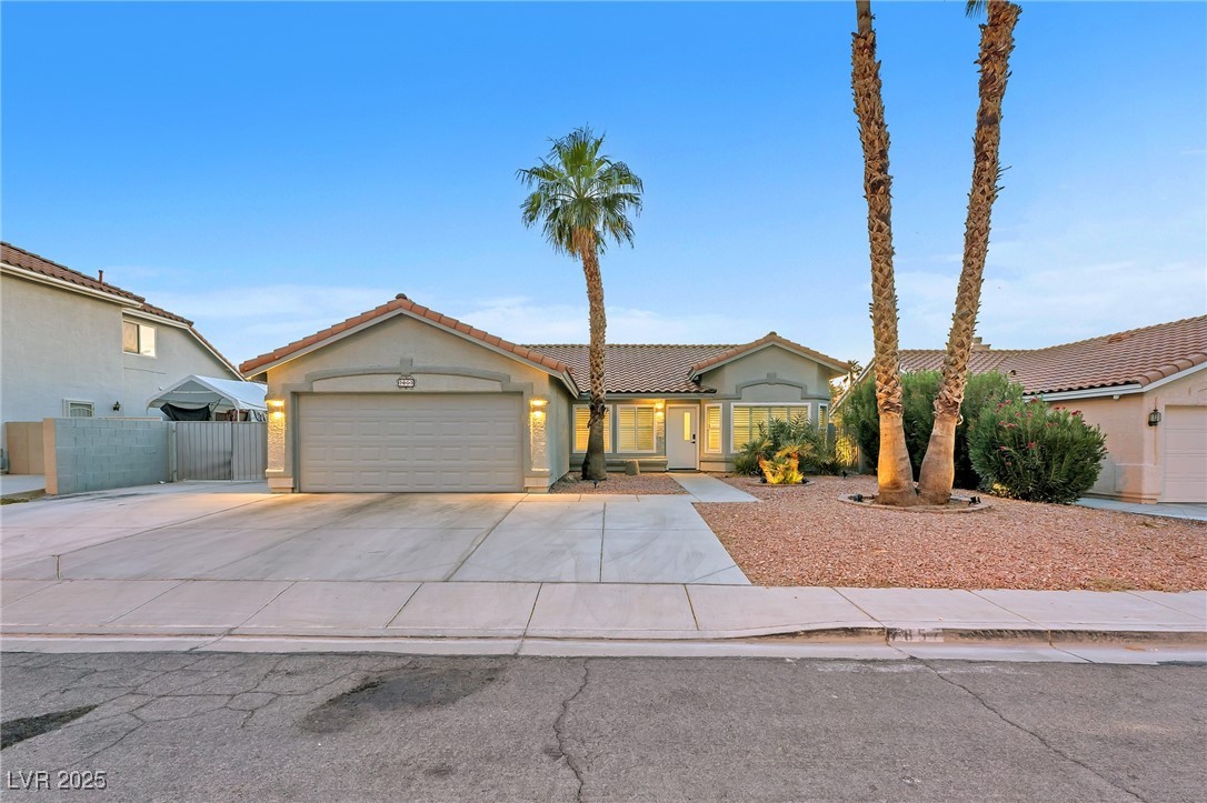 7857 Cliffs Edge Circle