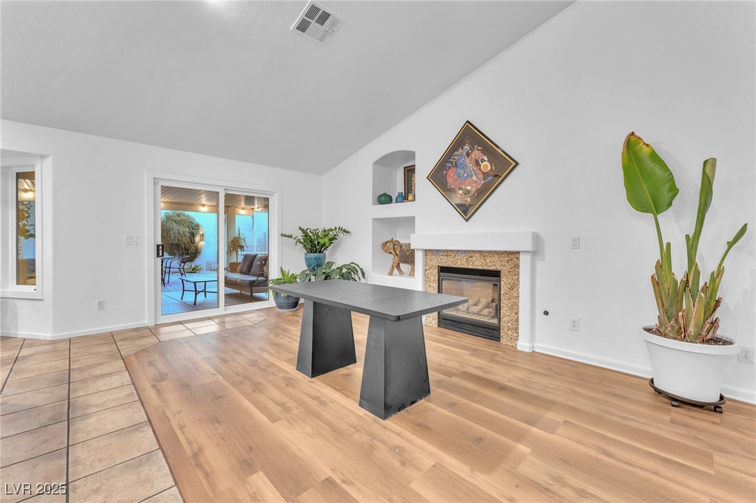 7857 Cliffs Edge Circle