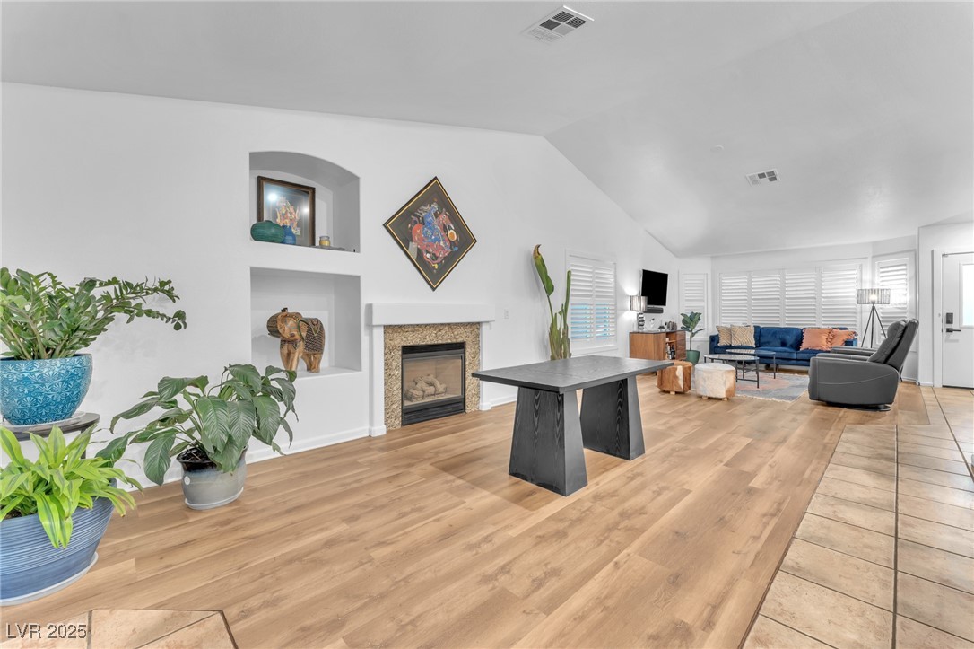 7857 Cliffs Edge Circle