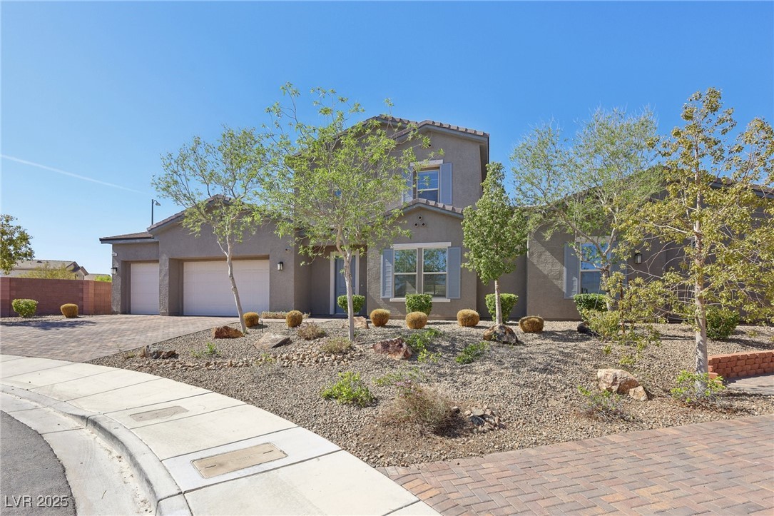 4001 Turquoise Falls Street