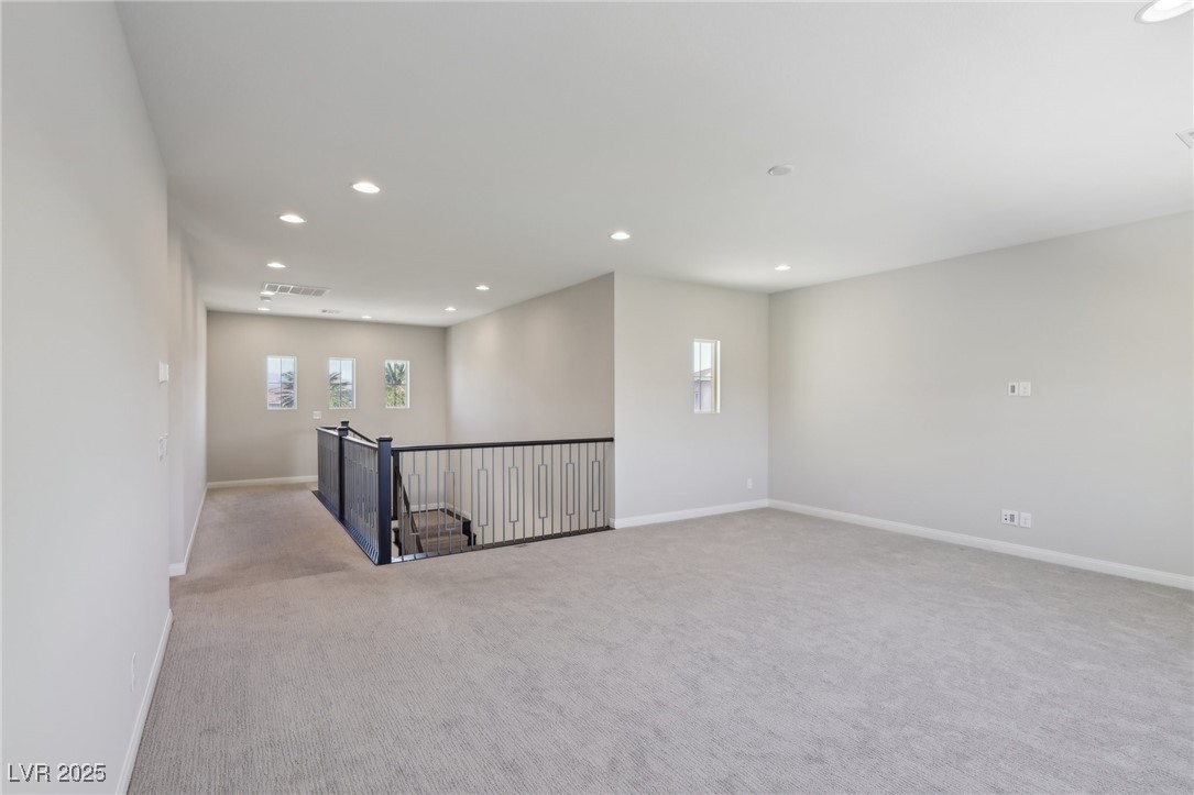 4001 Turquoise Falls Street