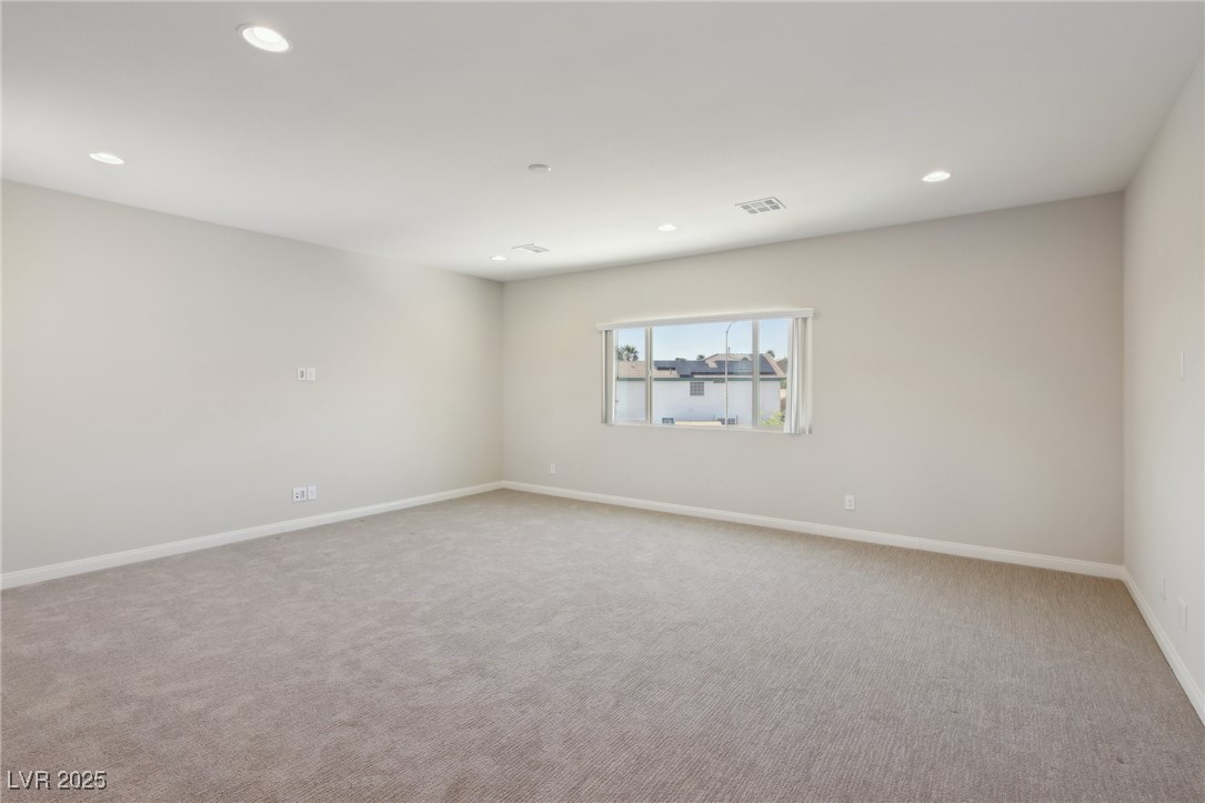 4001 Turquoise Falls Street