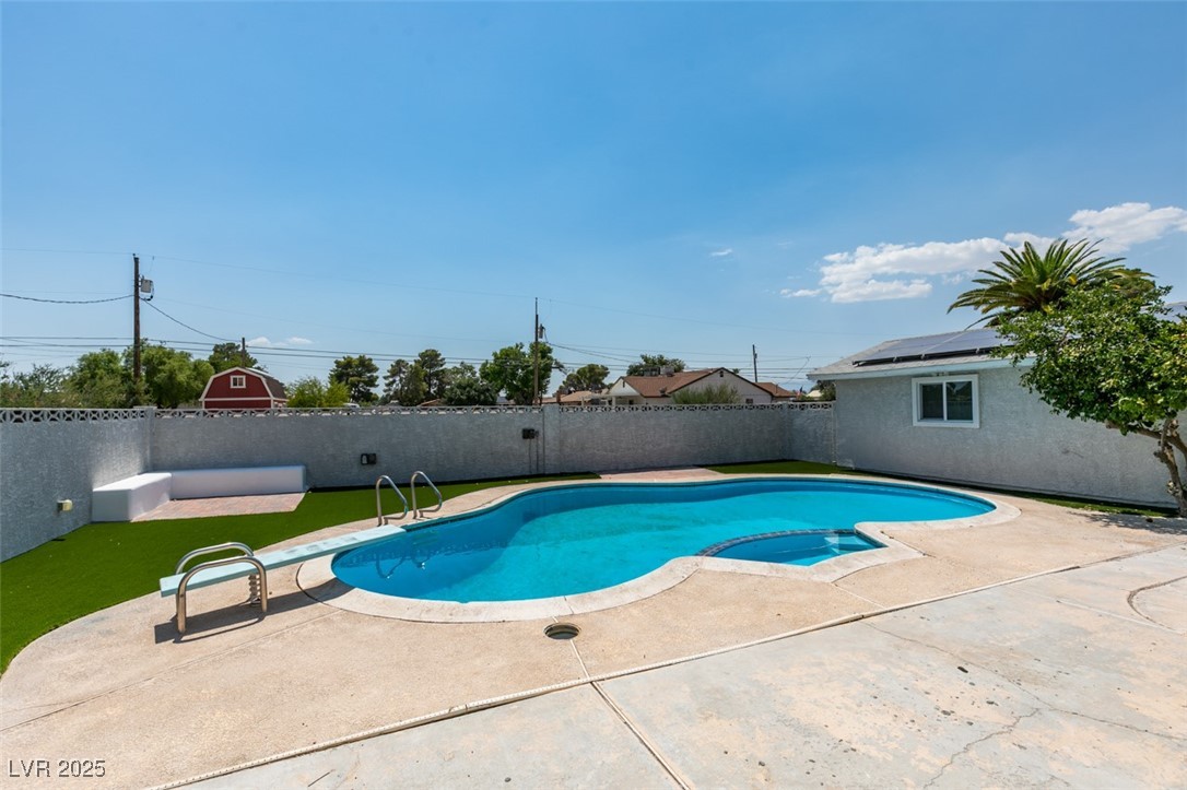 5025 West Gowan Road