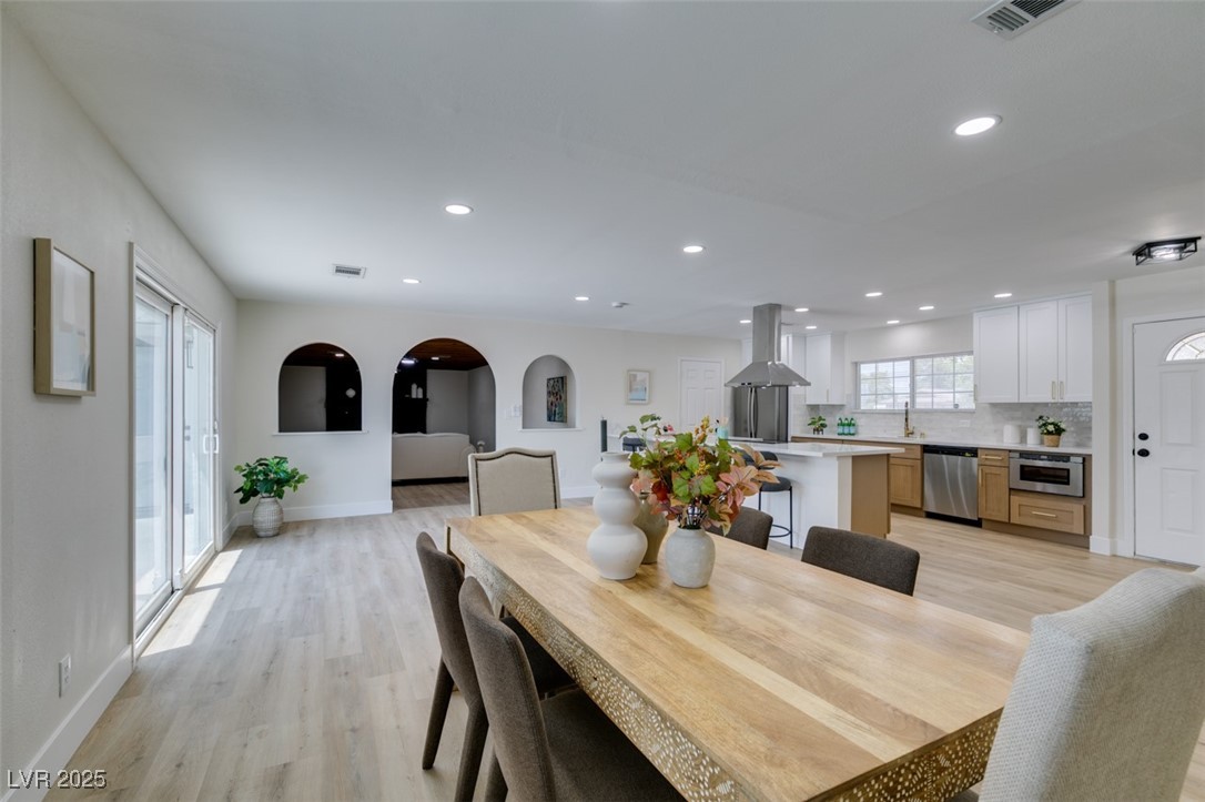 5025 West Gowan Road