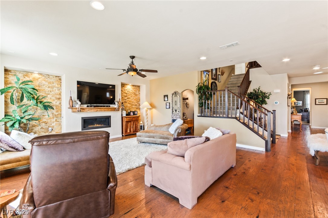 12245 Olivetta Court