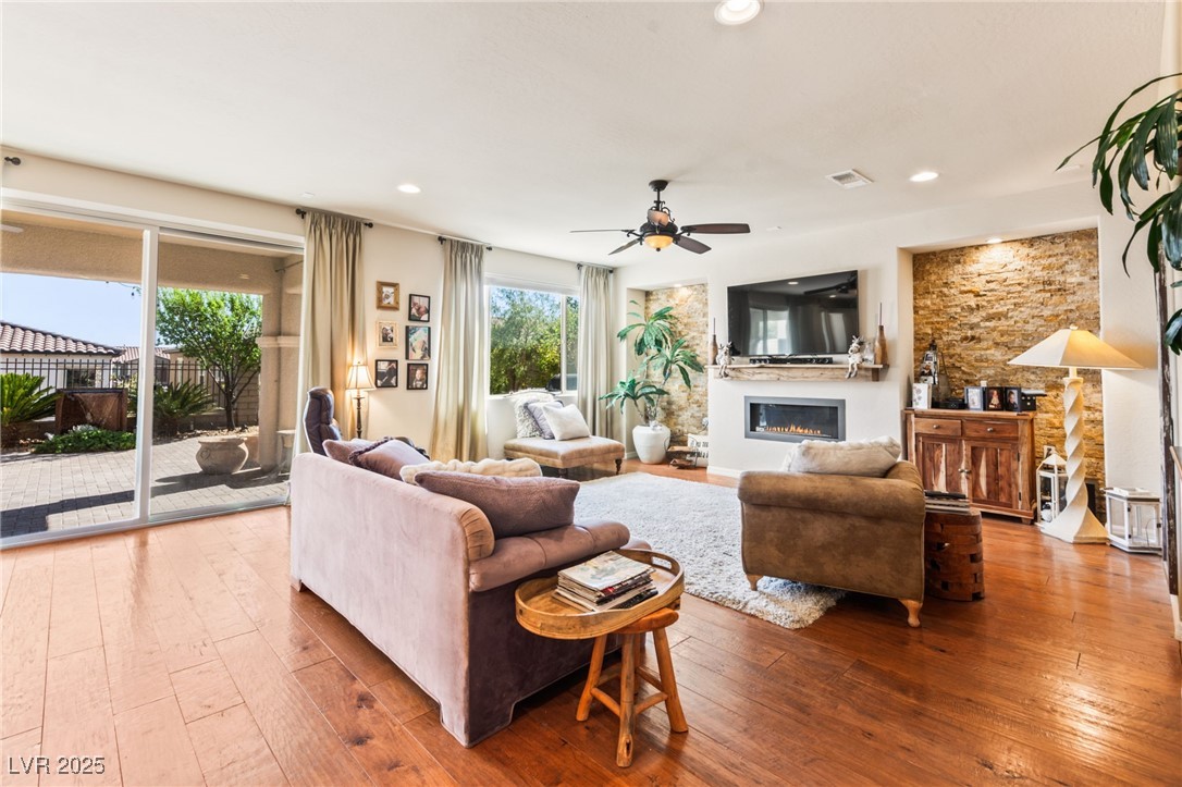 12245 Olivetta Court