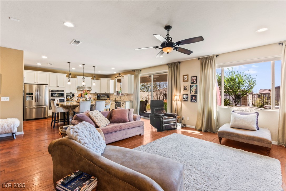 12245 Olivetta Court