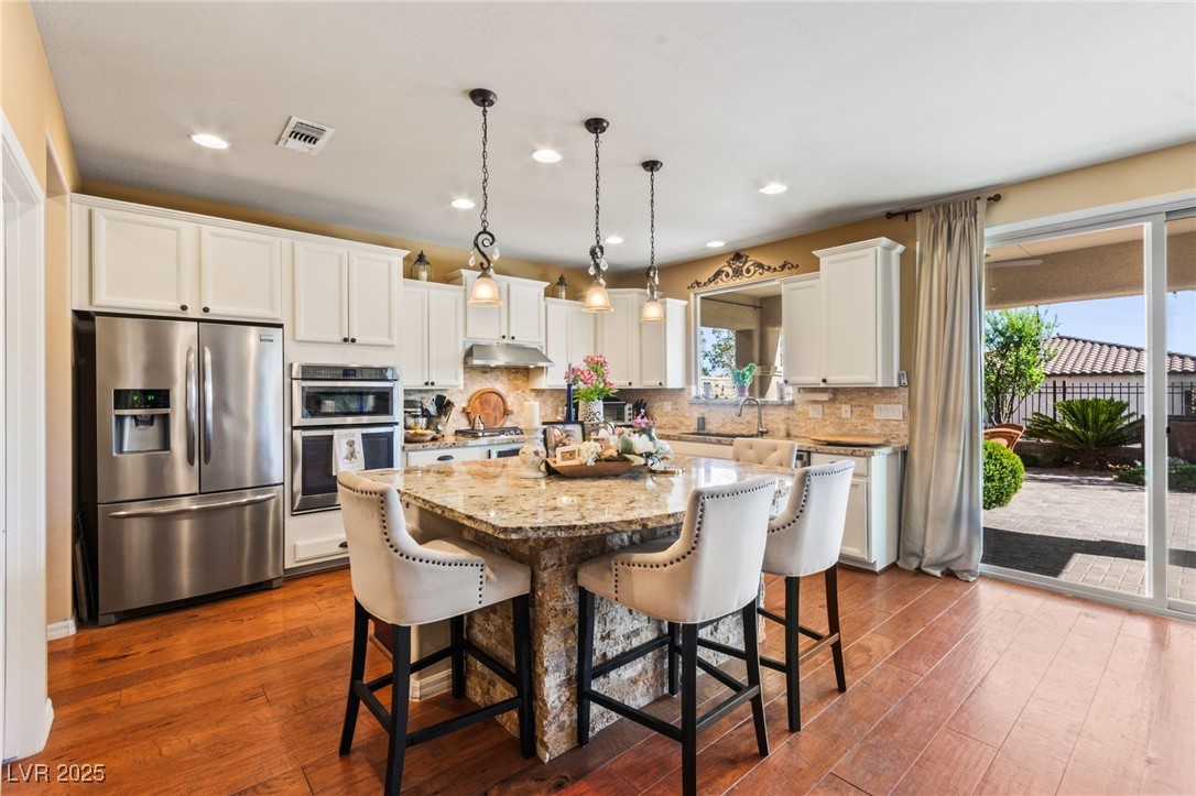 12245 Olivetta Court