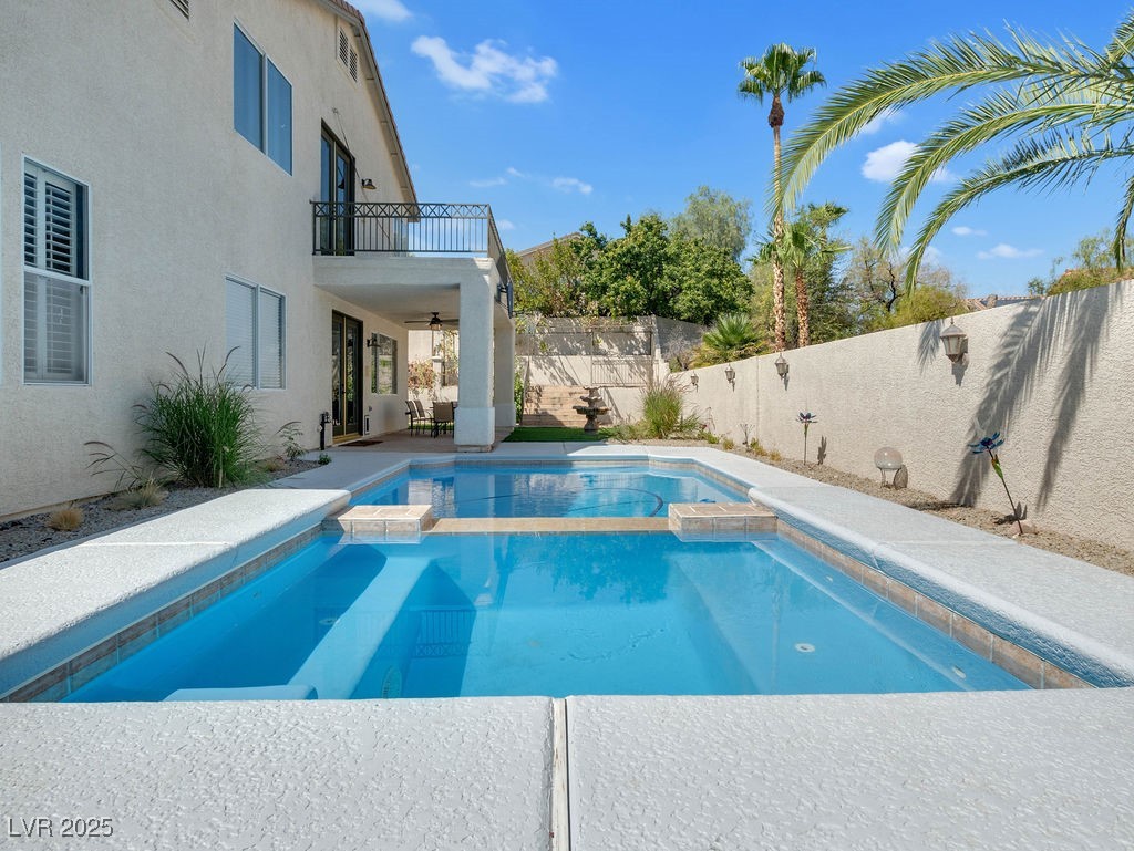 284 Sunstar Court