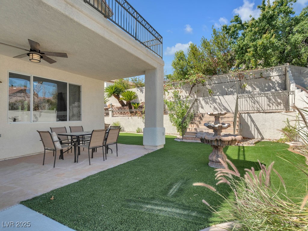 284 Sunstar Court