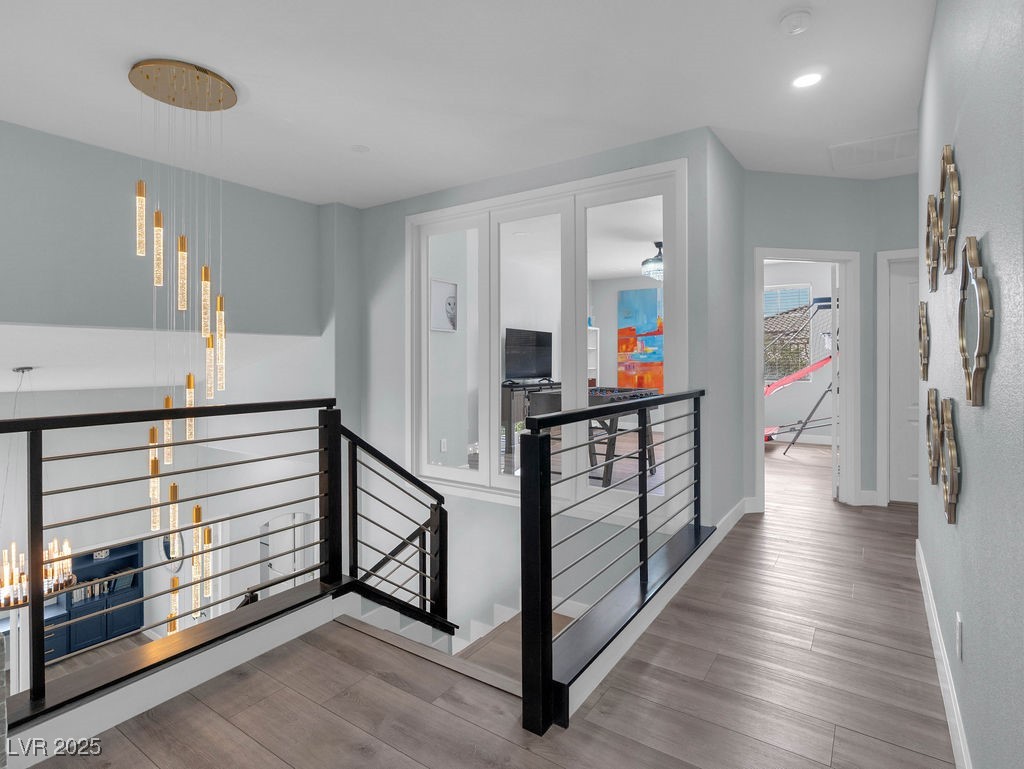 284 Sunstar Court