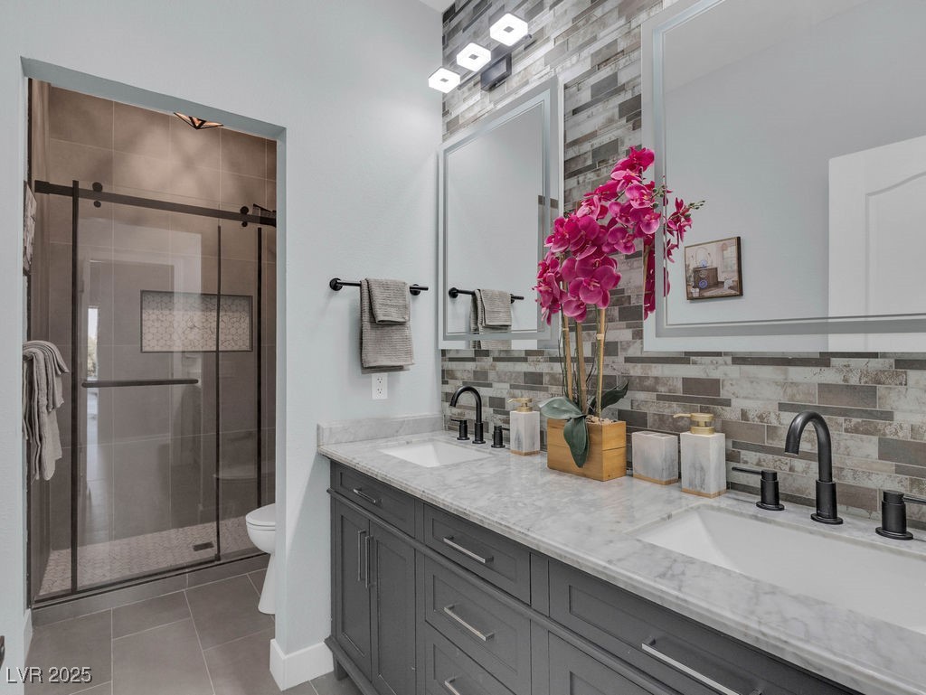 284 Sunstar Court