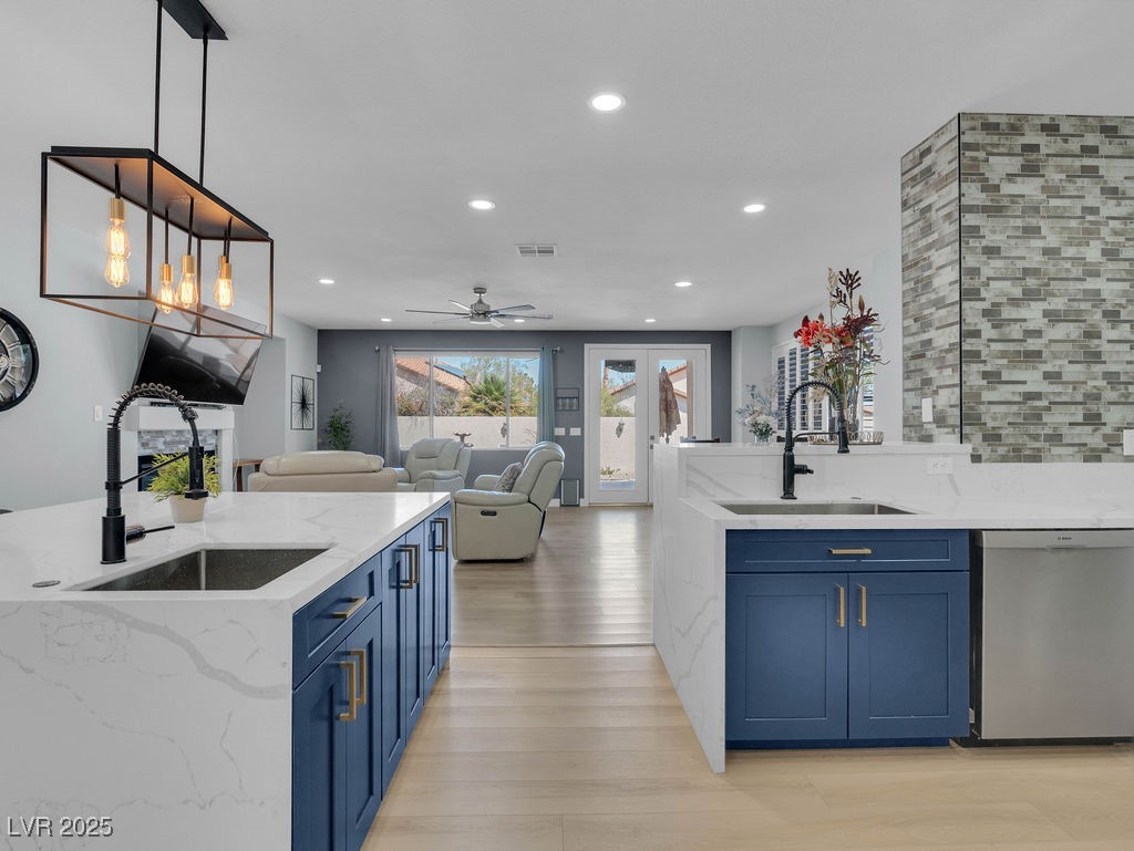284 Sunstar Court