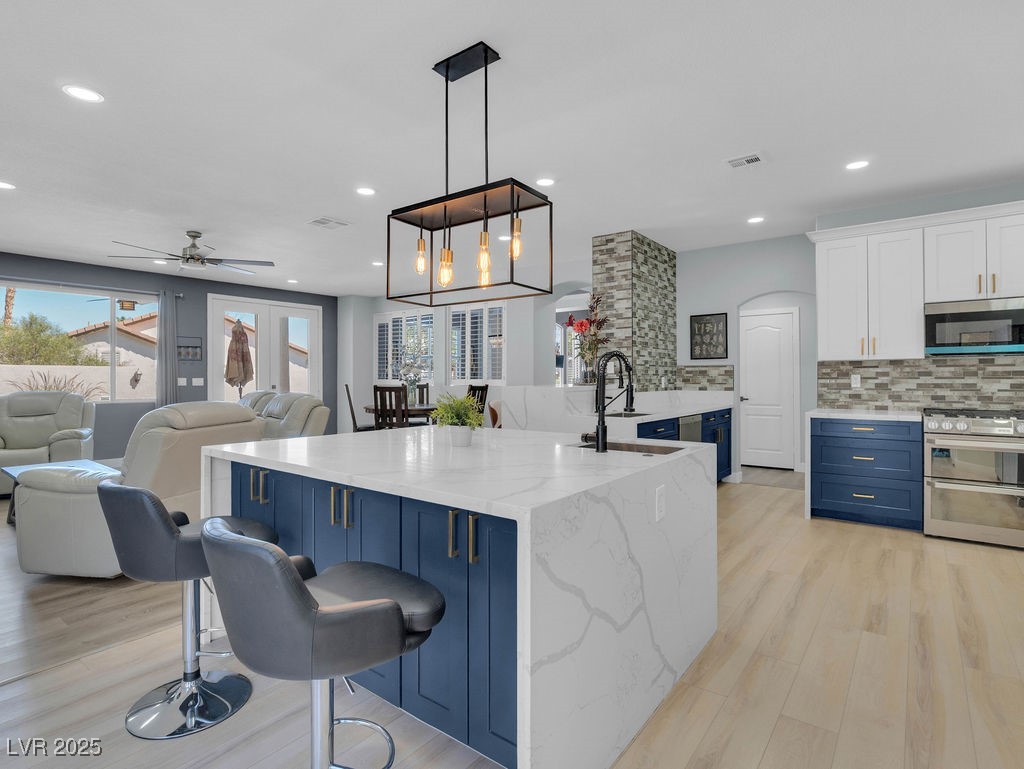 284 Sunstar Court