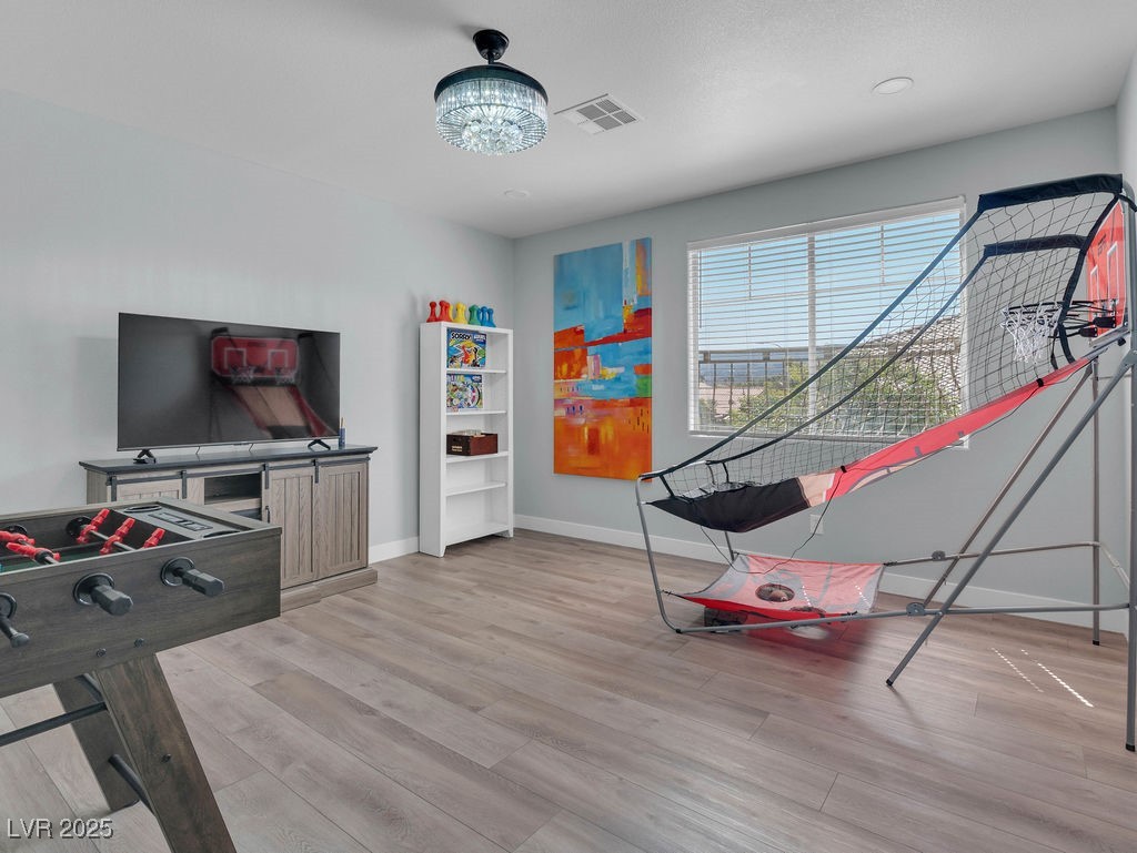 284 Sunstar Court