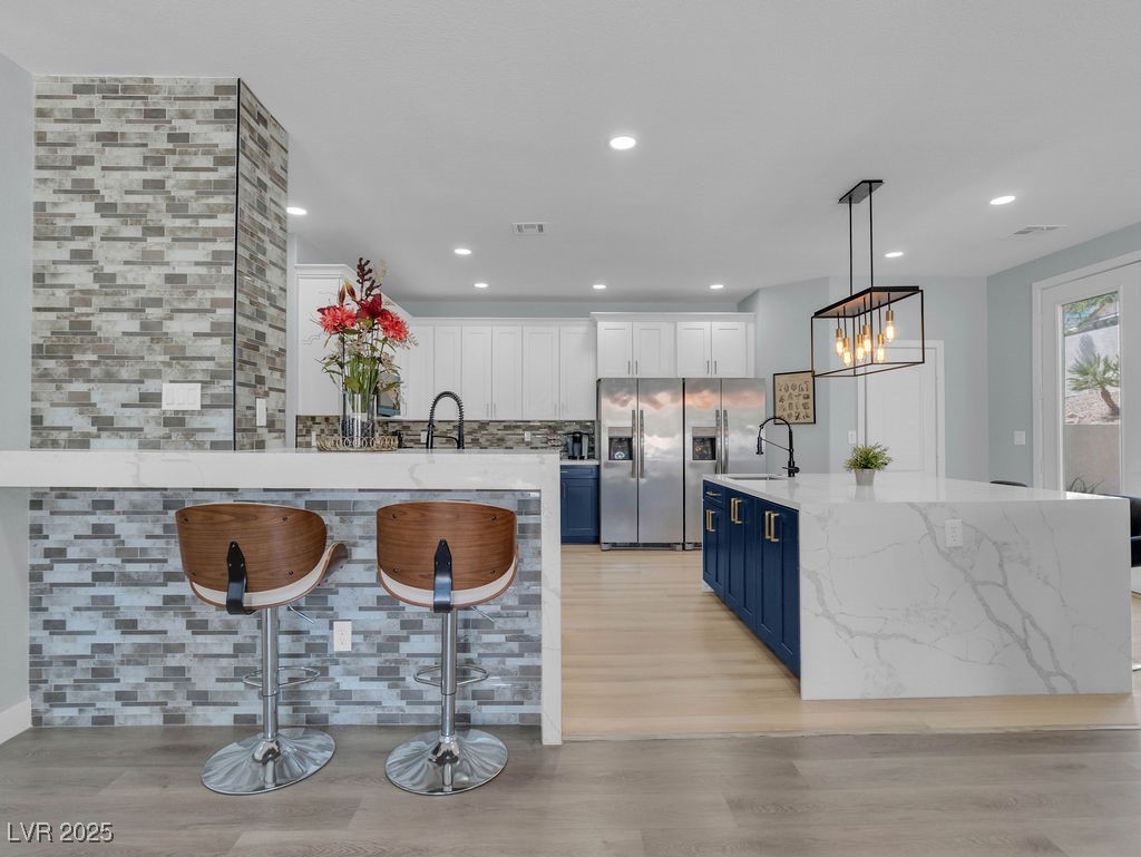 284 Sunstar Court