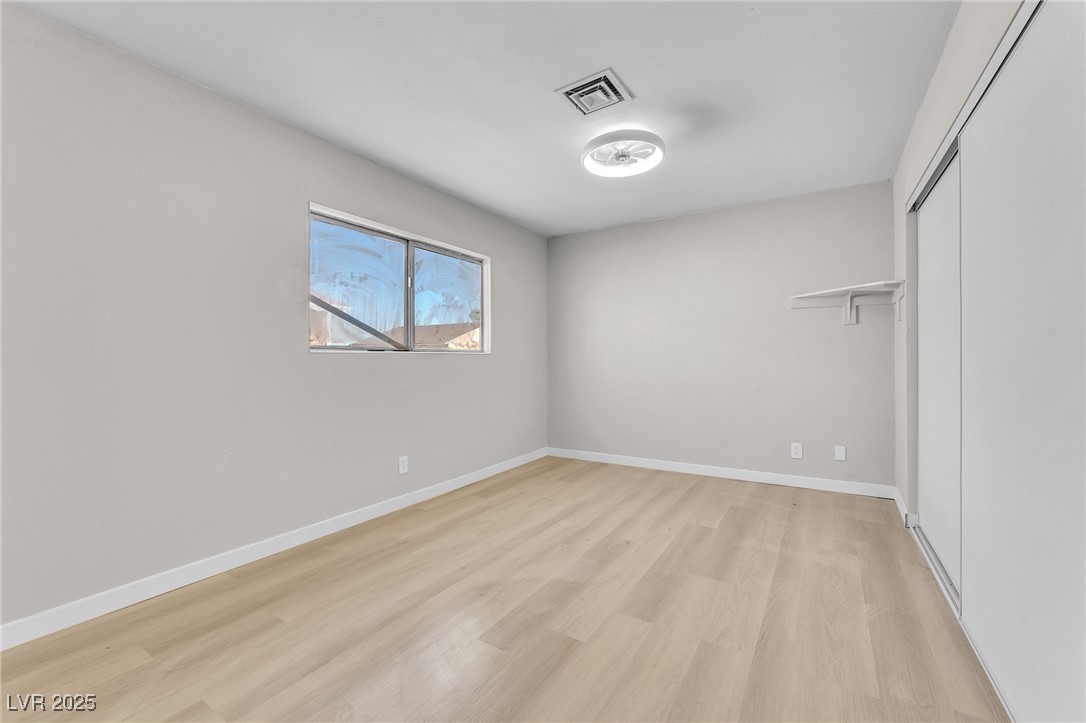 5205 Golden Lane