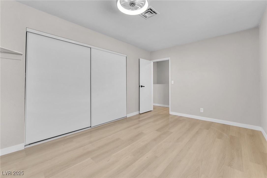 5205 Golden Lane