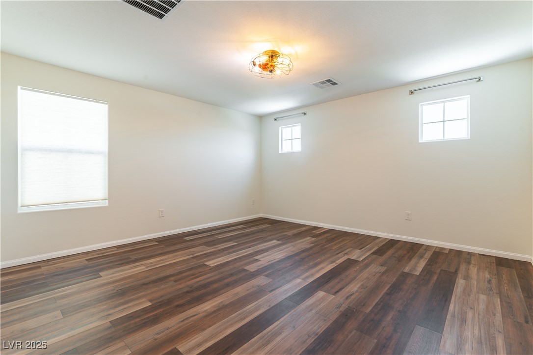 1024 Greyhound Lane