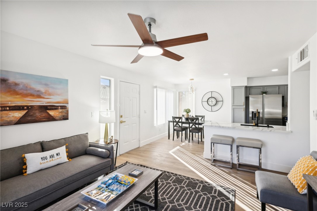 3425 East Russell Road 202