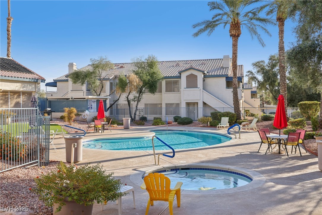 3425 East Russell Road 202