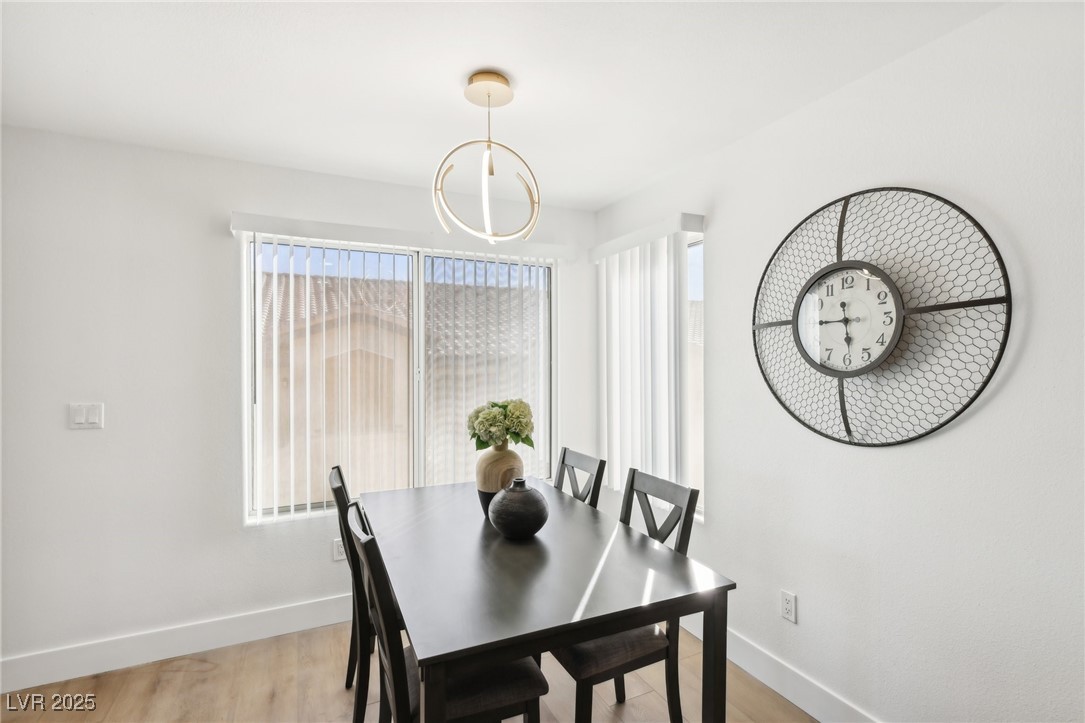 3425 East Russell Road 202