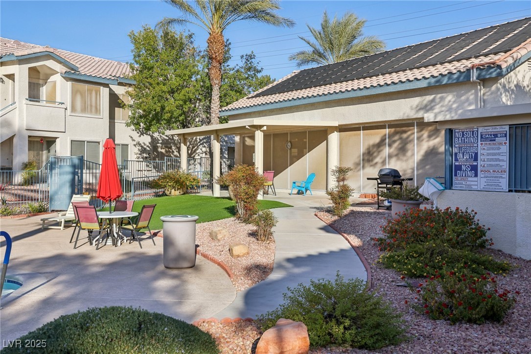 3425 East Russell Road 202