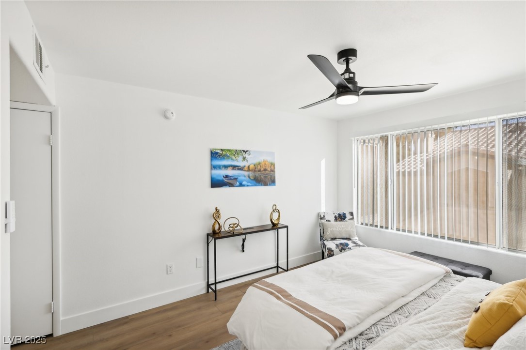 3425 East Russell Road 202