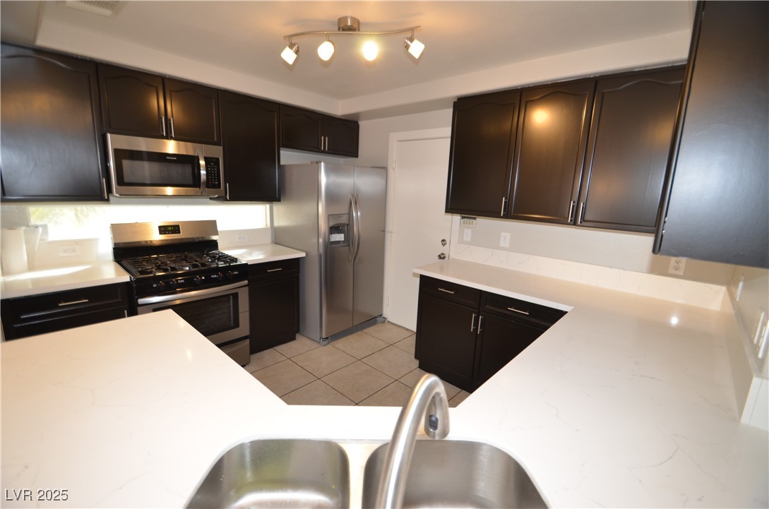 5920 Fly Fisher Street