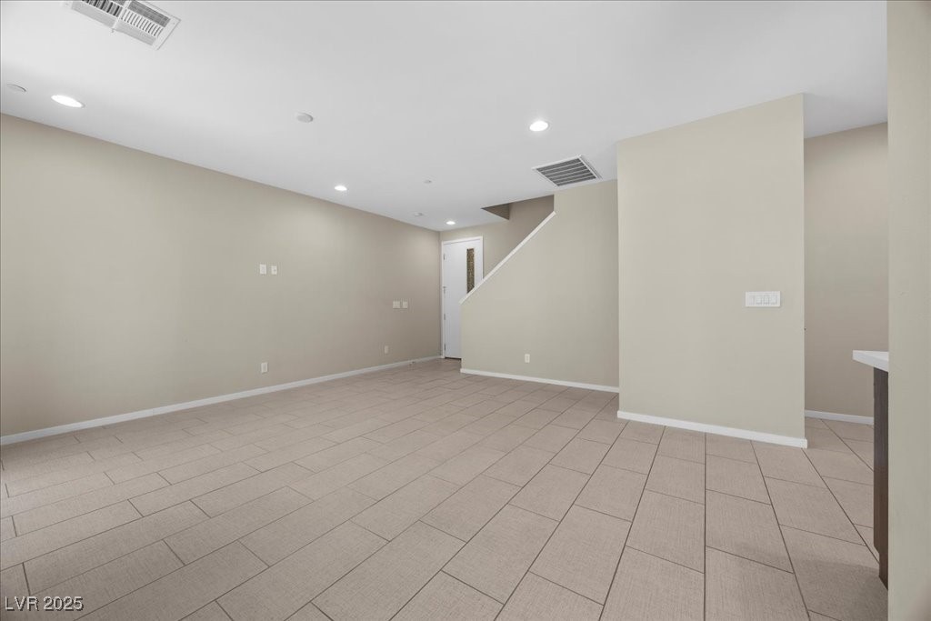 11236 Rainbow Peak Avenue 211