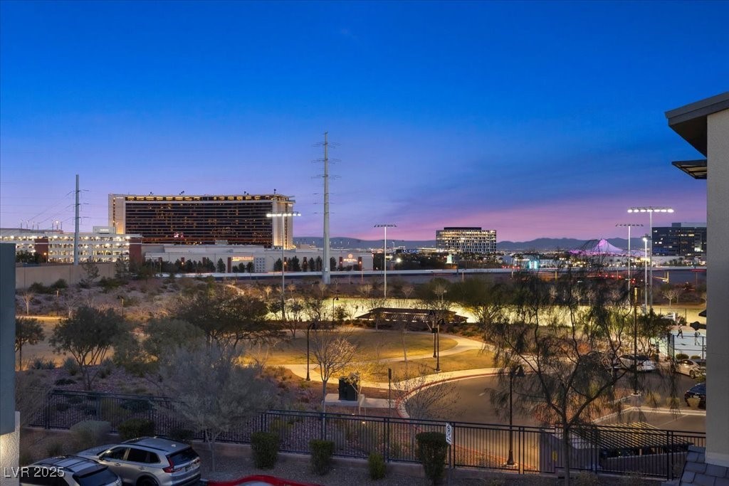 11236 Rainbow Peak Avenue 211