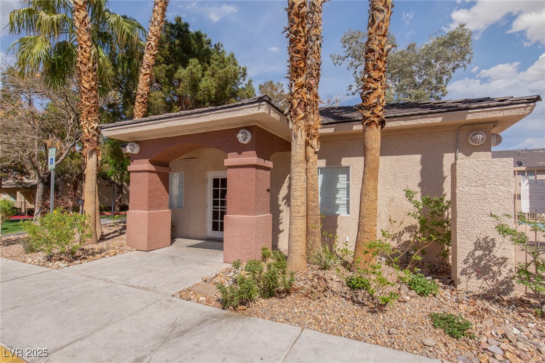 1021 DUSTY CREEK Street