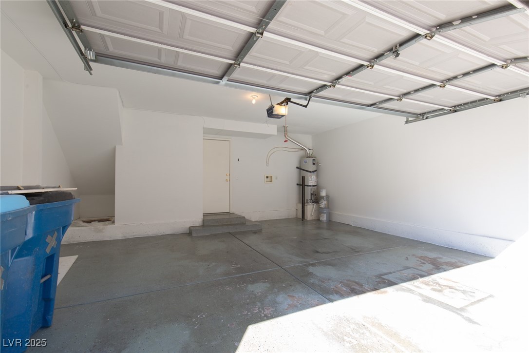 1021 DUSTY CREEK Street