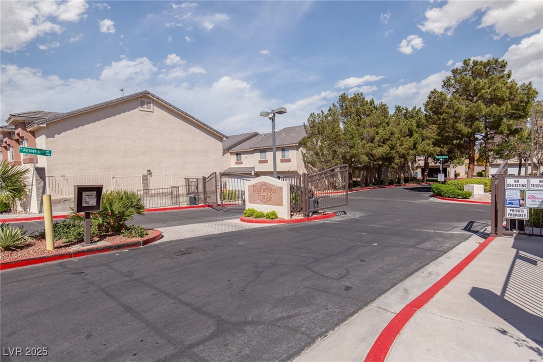 1021 DUSTY CREEK Street