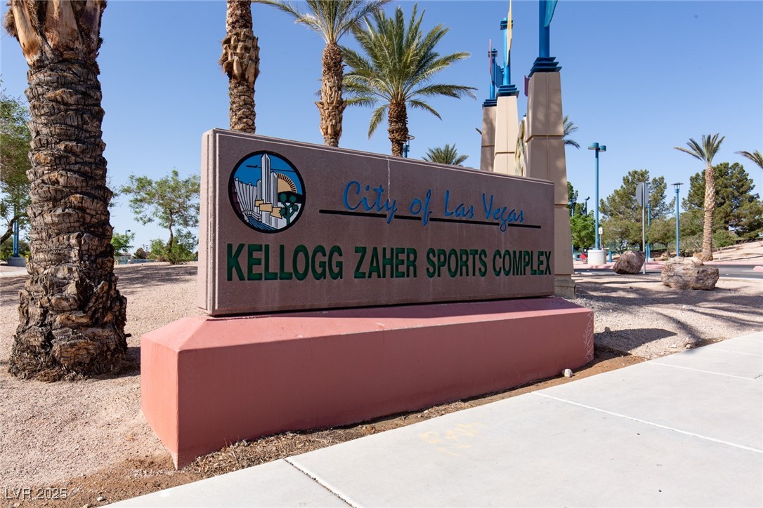 1021 DUSTY CREEK Street