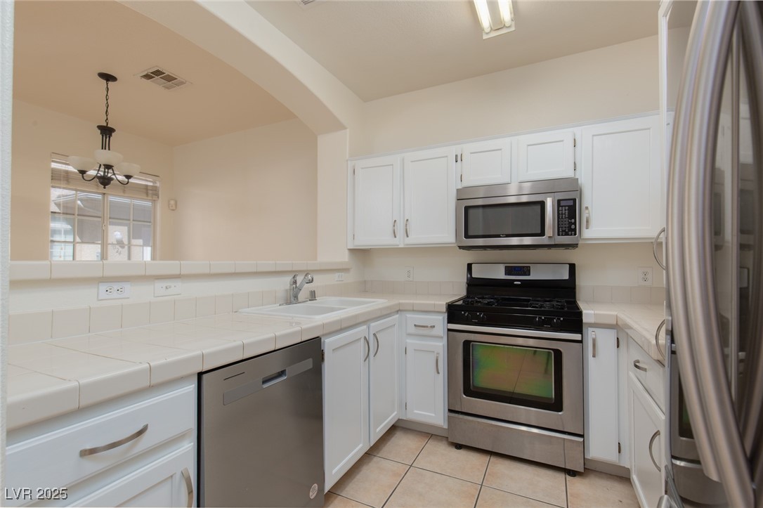 1021 DUSTY CREEK Street