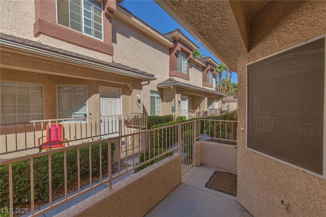 1021 DUSTY CREEK Street