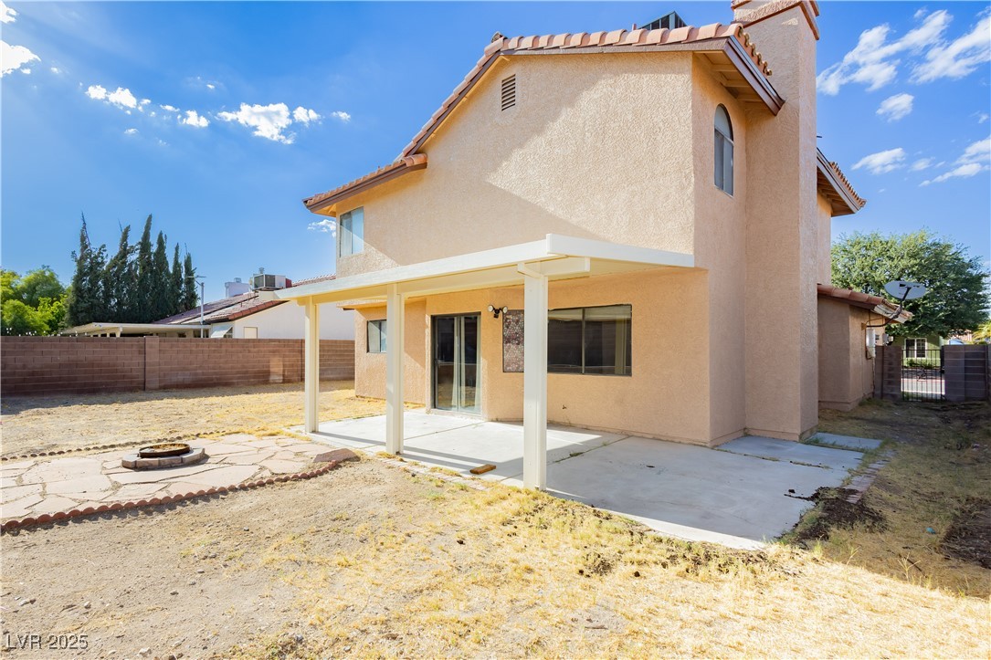 6121 Blossom Knoll Avenue