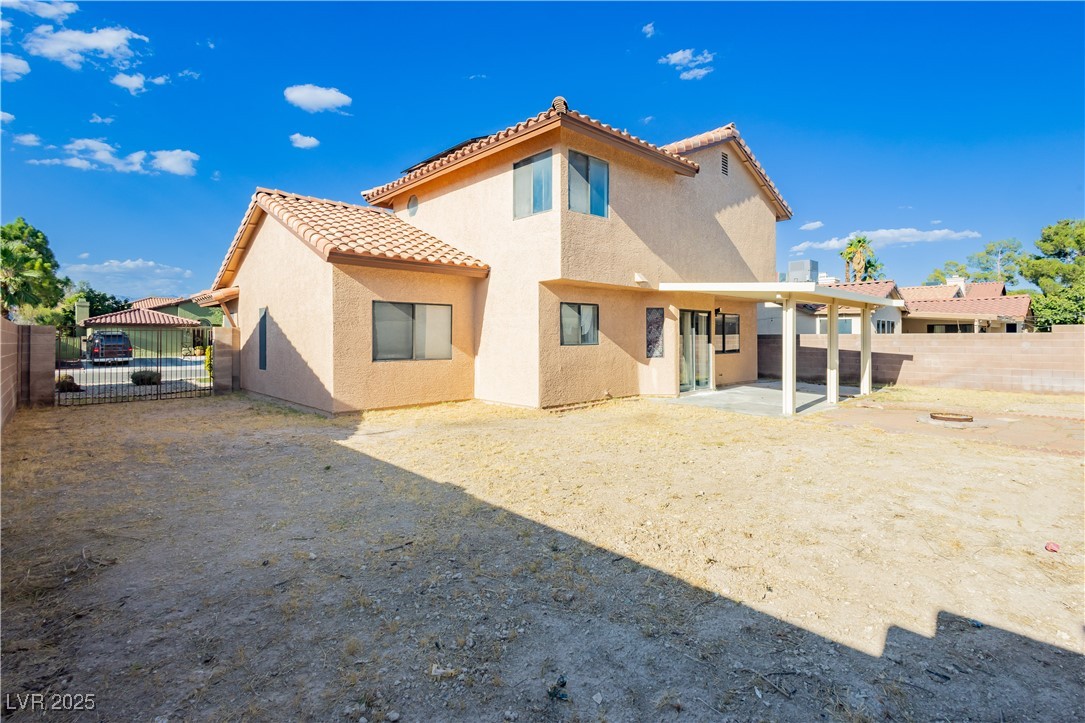 6121 Blossom Knoll Avenue