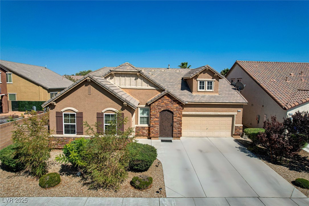 8224 Pink Desert Street