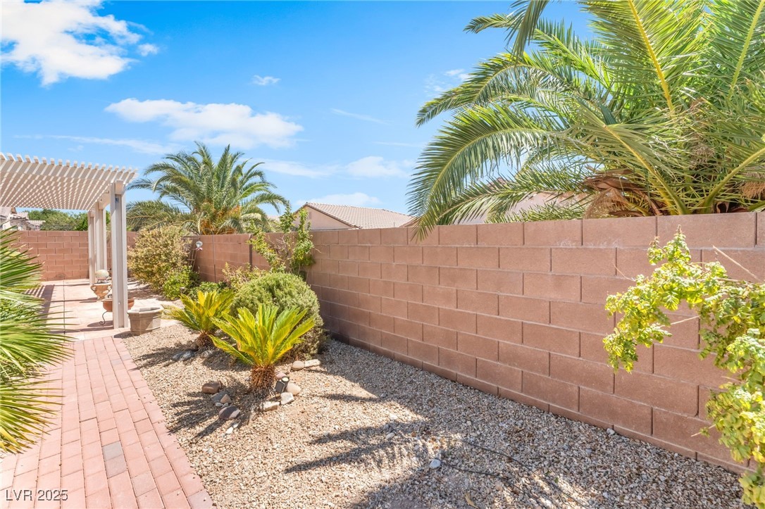1409 Palomino Farm Way