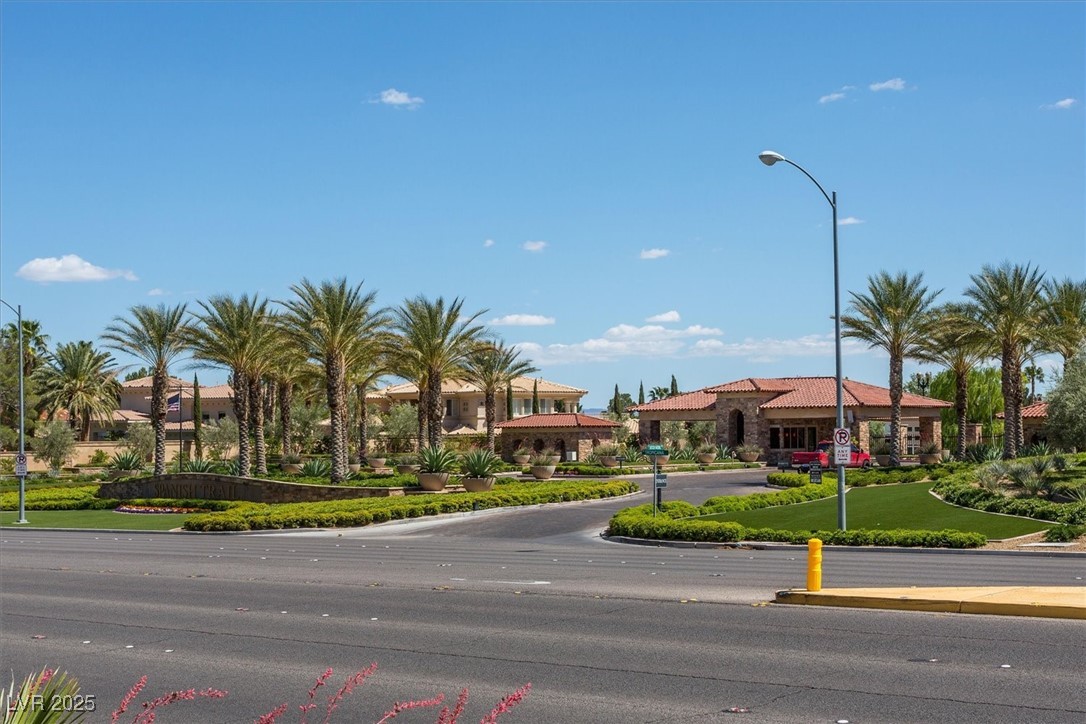 5035 Shoal Creek Circle