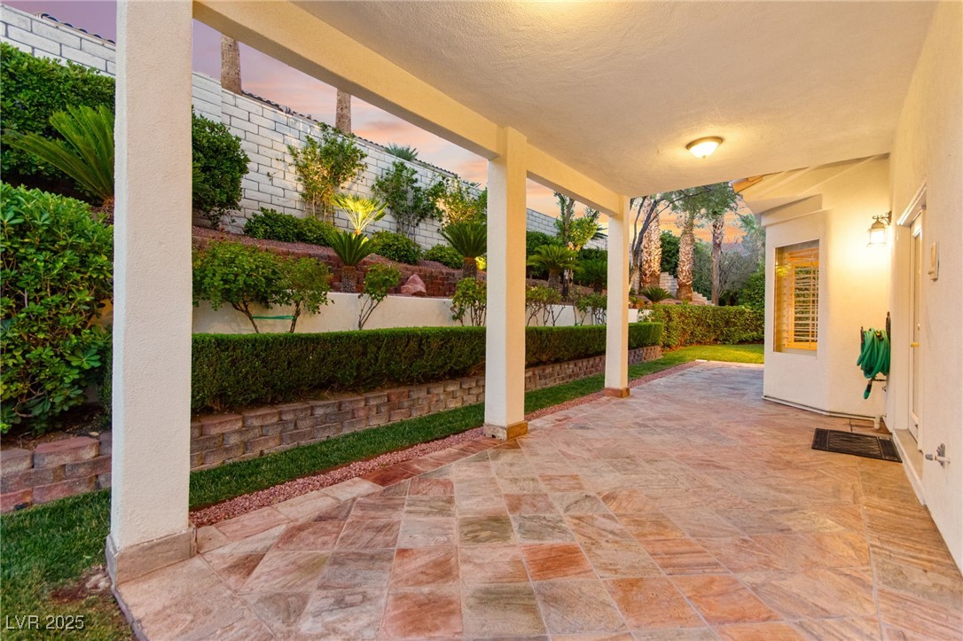 9608 Bottle Creek Lane